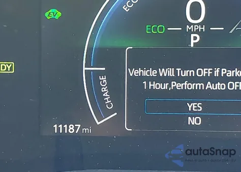 2025 Toyota Camry Se z USA, uszkodzony, nr VIN 4T1DAACK7SU557142